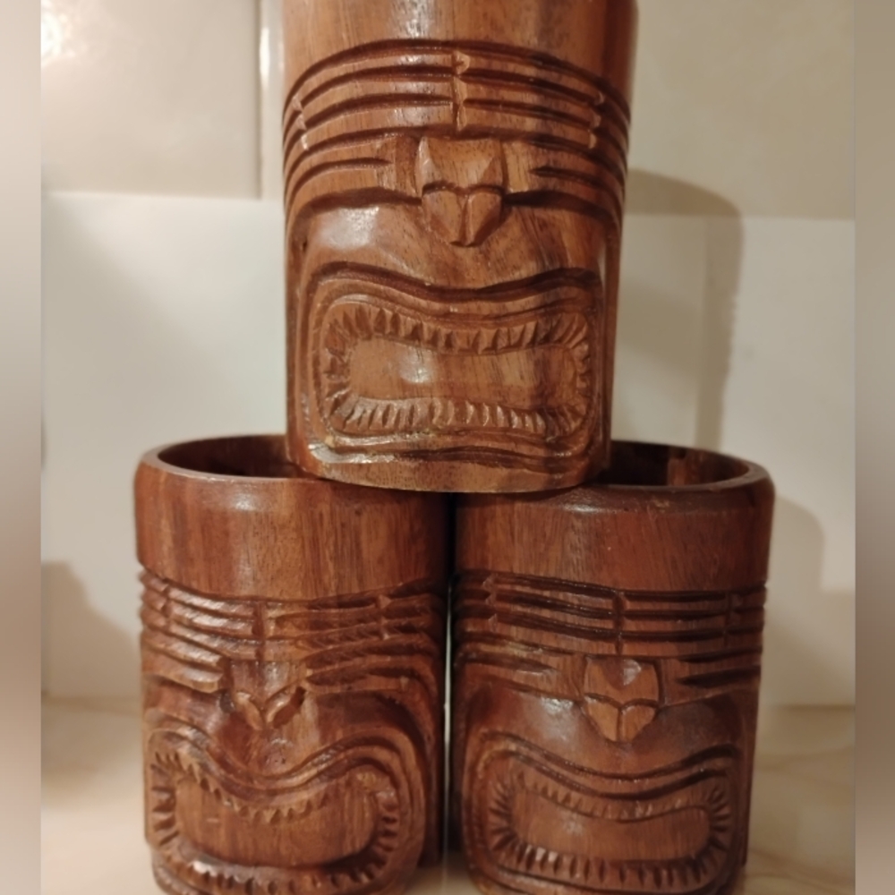 ***(VNT) SET OF 3, MATCHING, HAND CARVED, WOODEN, MONKEY POD WOODEN MUGS***